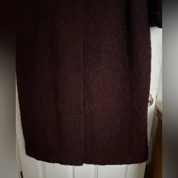 Talbots Vintage Burgundy Wine Boucle’ Long Elegant Wool Blend Overcoat Size 14 - Picture 7 of 10